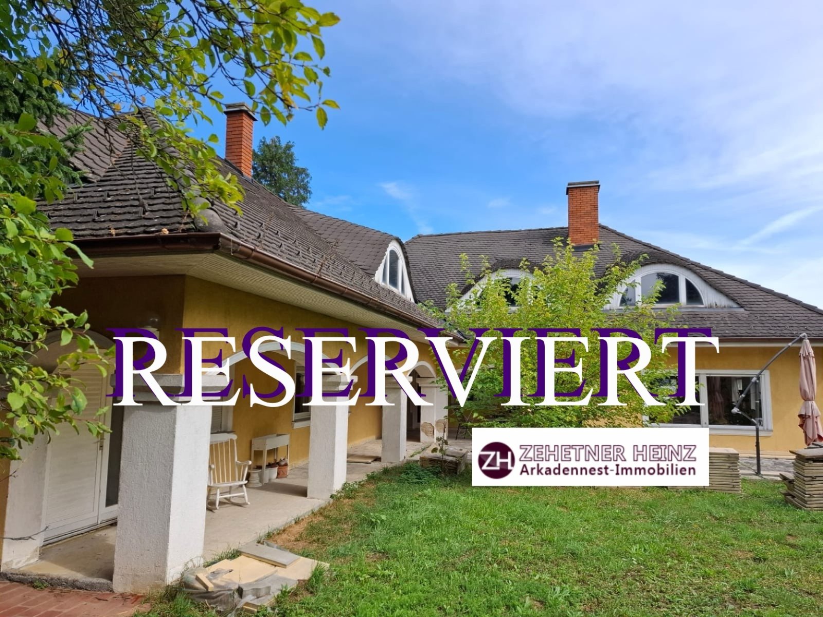 RESERVIERT***Nahe österreichischer Grenze: Charmantes, repräsentatives Landhaus in ungarischer Idylle auf knapp 7000 m² Grund 