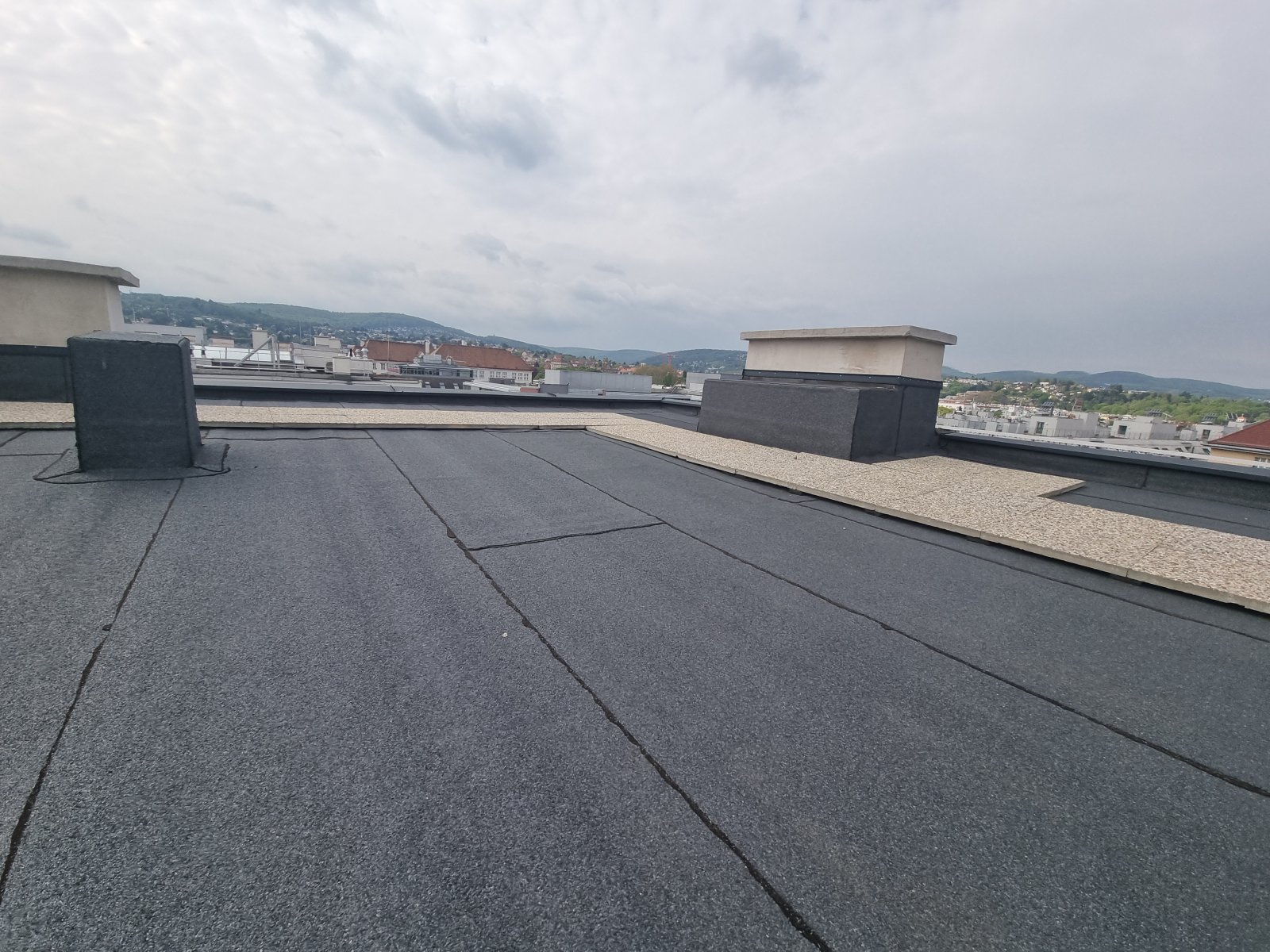 1160 WIEN: DACHGESCHOSS-PROJEKT MIT 7 EINHEITEN - ROHBAU MIT HOHEM UPSIDE