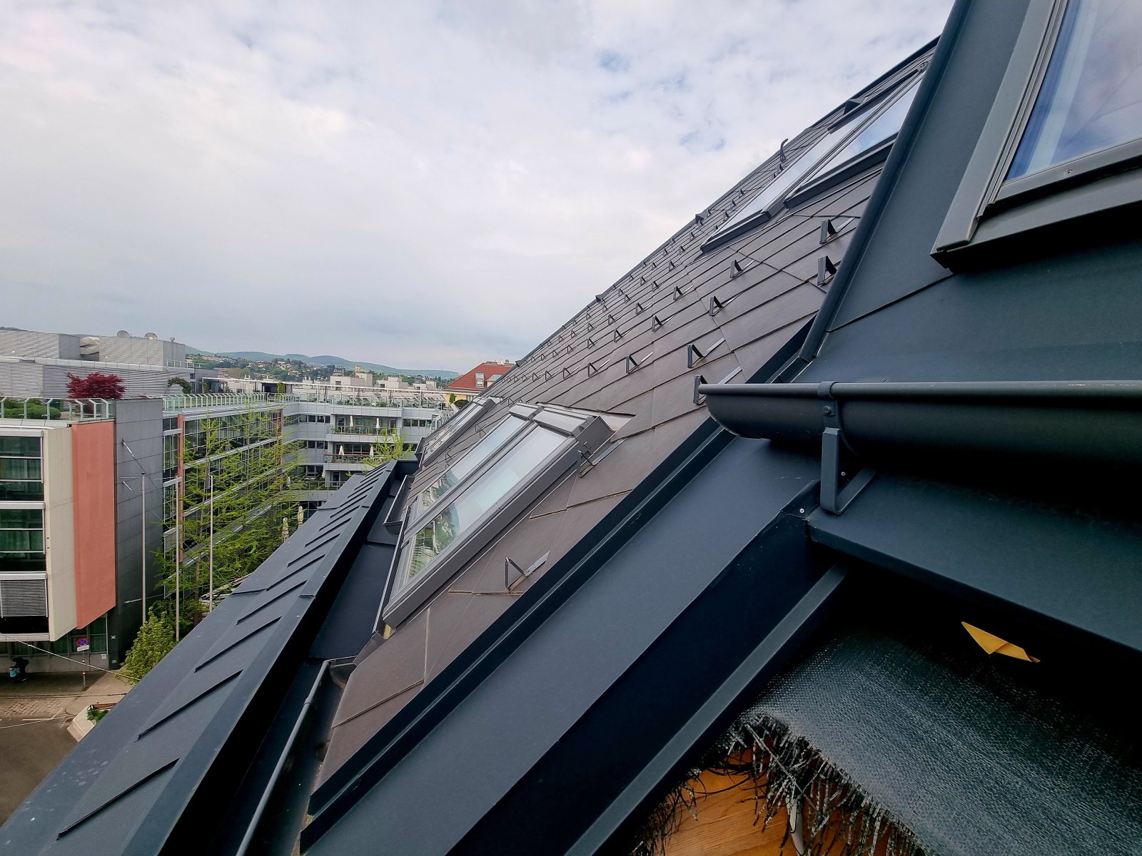 1160 WIEN: DACHGESCHOSS-PROJEKT MIT 7 EINHEITEN - ROHBAU MIT HOHEM UPSIDE